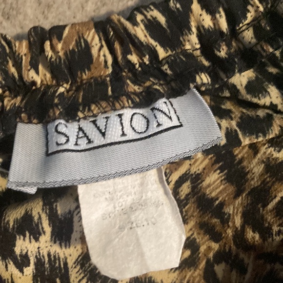 SAVION - Picture 8 of 13